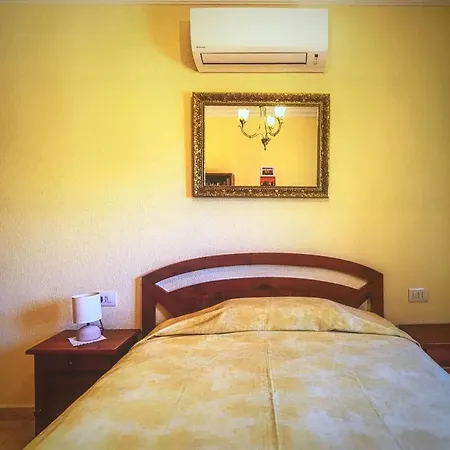 شاليه Preciosa Casa Con Fantastica Terraza أذيخي